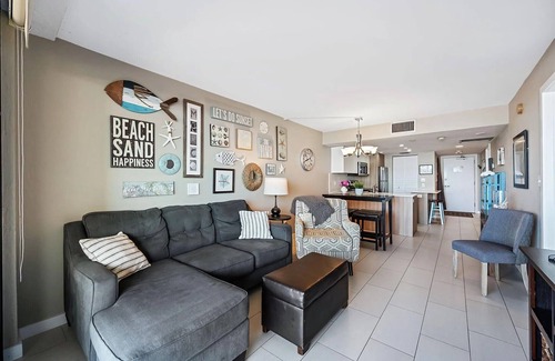 Marco Island Condo | Beachfront paradise in this gorgeous renovated ground floor condo!