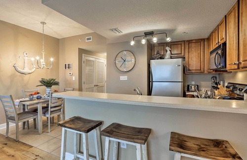Lower Grand Lagoon Condo | Beachfront PCB Condo w/Resort Pool, Gym & Hot Tub