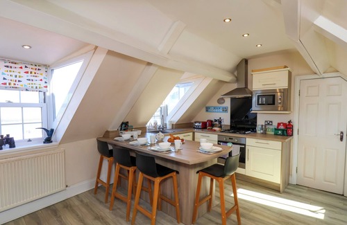 West Cliff Cottage | BEACHFRONT, pet friendly, country holiday cottage in Whitby