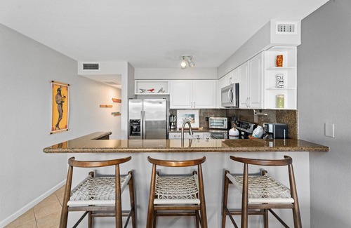 San Jacinto House | Beachfront | Pool | Hot Tub