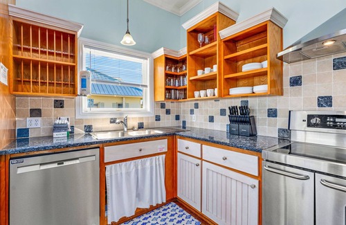 Treasure Beach Village House | Beachfront, Private home, dog friendly, heated pool, 4 BR