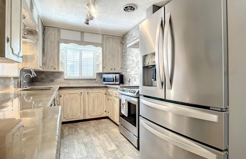 New Smyrna Beach House | Beachfront Property, Near Flagler Ave, Early Check in - Late Check Out