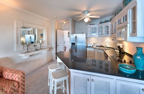 Reeds Bay Apartment | Beachfront Rooftop Penthouse with Plunge Pool - Reeds House 1