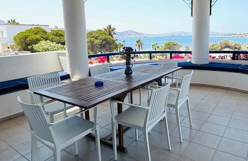 Krotiri House | Beachfront-Santa Marina Vacation Home