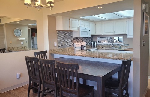 South Padre Island Condo | Beachfront Sea Vista 3rd Floor Direct Beach View Rental by Owner 3 King Beds