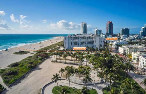 South Pointe Apartment | Beachfront South of Fifth Suite on Ocean Drive Miami Beach