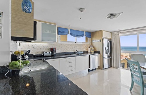 Oranjestad-West Condo | Beachfront - Ultimate Penthouse 3+BR condo - BG531