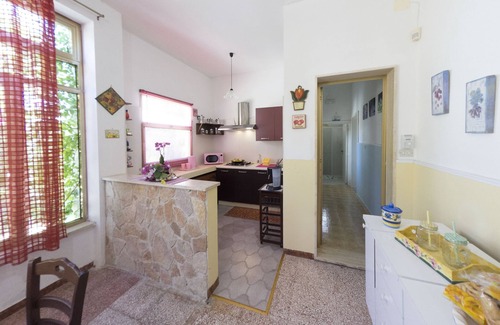 Torre Suda Villa | Beachfront villa with free parking 849