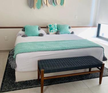 Ixtapa - Zihuatanejo House | Beachfront White Villa in Playa Blanca