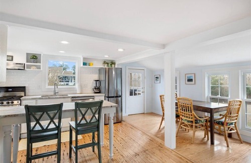 Chincoteague House | Beachgrass Bungalow on Chincoteague Island!