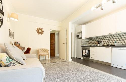 Carcavelos Apartment | Beachome4u