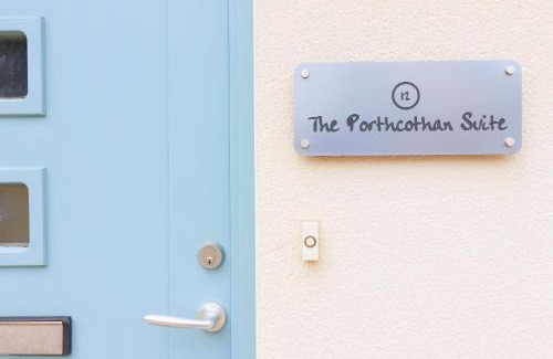 Treyarnon House | Beachside apartment, sea views