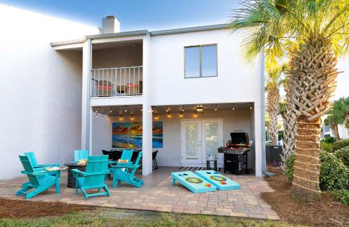 Holiday Isle House | Beachside Bliss Upscale Townhome Steps to Beach