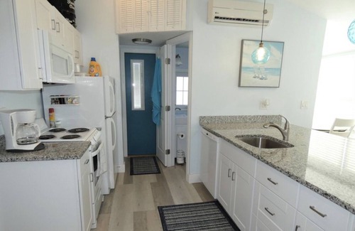 Ocean Beach III Cottage | Beachside Escape Cottage Just Steps to Sand & Sun!n2025 Bookings are now open!