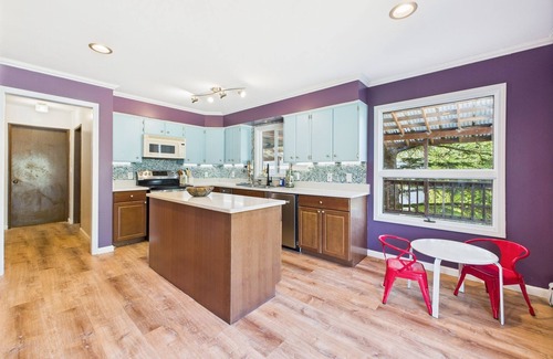 Douglas House | Beachside Escape with Deck, Grill & Views