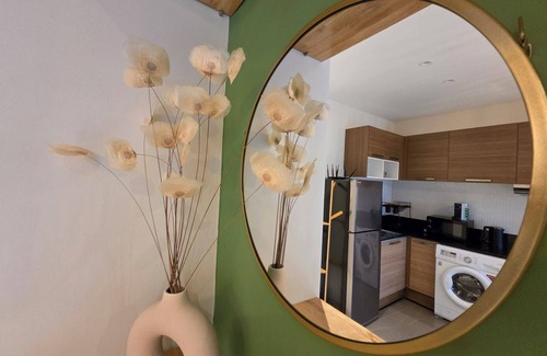 Nai Harn Apartment | Beachside Gem with Lake, Cafes and more