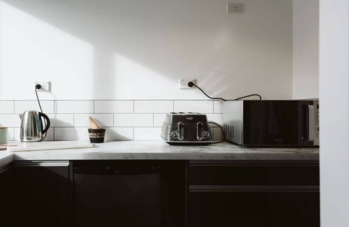 Rewa Villa | Beachside Studio in New Plymouth