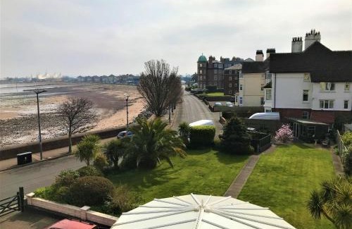 Minehead Apartment | Beachside Suites