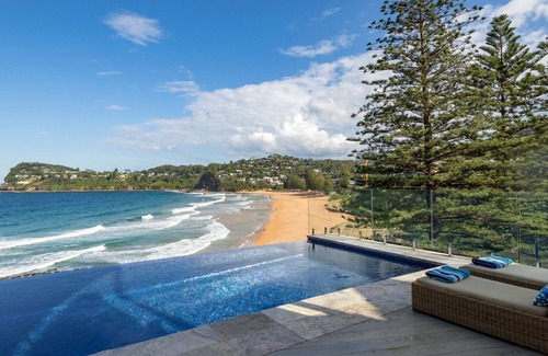 Whale Beach House | Beachside Whale Beach by TCC