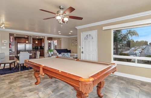 Townsite House | Beachtown Bella 2 bed Ocean View