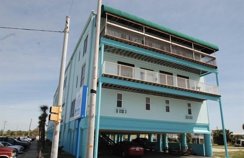 Gulf Shores Condo | Beachview Condominiums by ALBVR