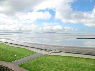 Llanelli House | Beachview