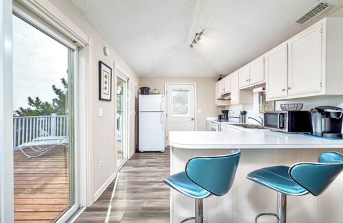 Broadkill Beach House | BeachView Retreat: Private Beach. Peaceful. Pet-Friendly. +Linens.