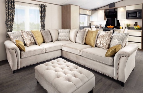 Camber House | Beachwood 21. A fabulous and cosy caravan with everything you need.