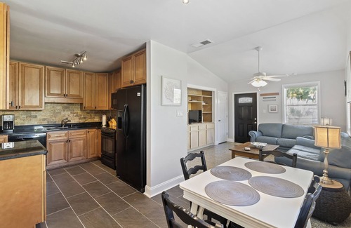 Isle of Palms House | Beachy Isle of Palms Bungalow in A+ Condition!