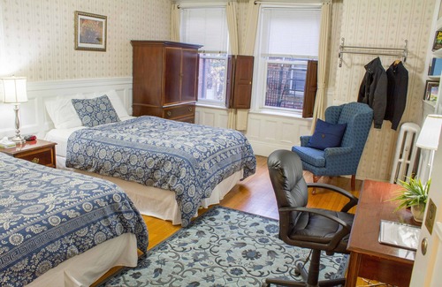 Cleveland Circle House | Beacon Inn 1750