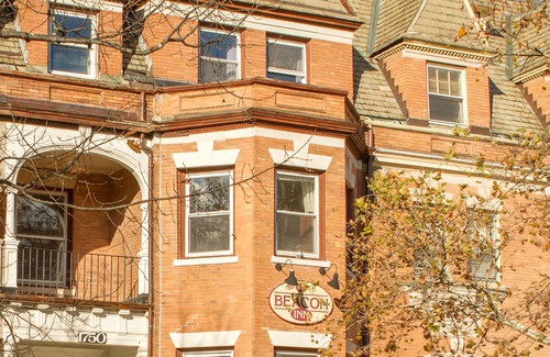 Cleveland Circle House | Beacon Inn 1750