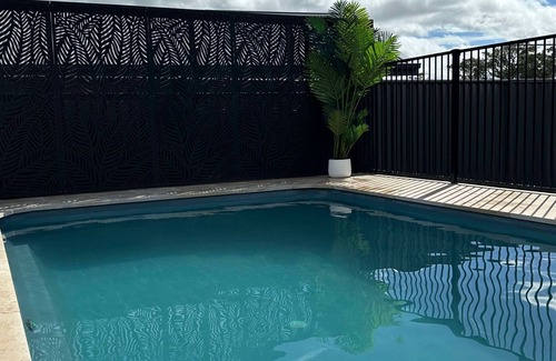 Vincentia House | Beam Hideaway - Pool, Spa & all the additional lux