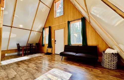 Tok Ski Chalet | Bear Cabin 1 in Tok Alaska