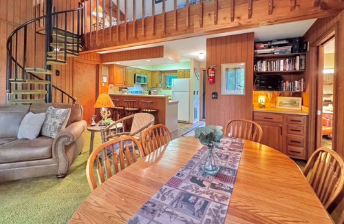 Hill City Villa | Bear Hills Retreat with Scenic Fairway Views