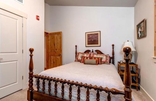 Bear Hollow Village Apartment | Bear Hollow Lodges 4403 by Moose Management