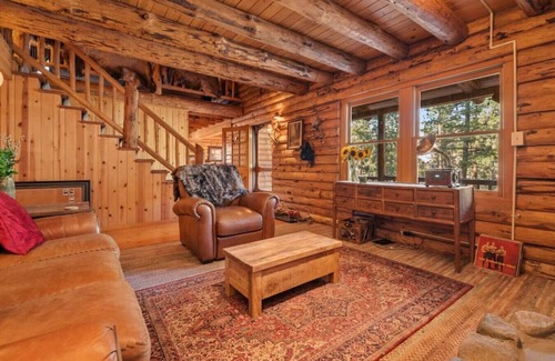 Sugarloaf Cabin | Bear Hollow Retreat: Secluded, Luxury, Log Cabin!