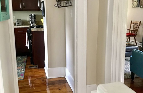 St. Elmo Improvement League Apartment | Bear House 1890, Lilly's Loft, Delightful, Upgraded amenities, Walk to Cafes