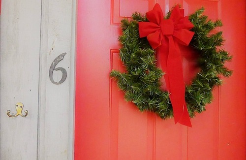 Sautee Nacoochee Cottage | Bear Paw Cottage #6 King ; Hot Tub ;Pet Friendly;2 Adults/2 Children Max