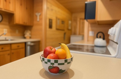 Island Park Cabin | Bears Den* 5Br, 2Ba, Pet Friendly, Wifi, Bbq Grill, 24 Miles to Yellowstone