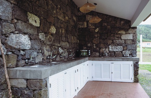 Horta RV Rental | Bearsu Nature Almoxarife