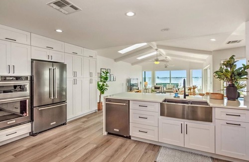 Caloosahatchee Villa | BEAT THE HEAT - 20% OFF YOUR DREAM GETAWAY - 3123 Riverhouse King