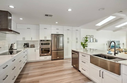Caloosahatchee Villa | BEAT THE HEAT - 20% OFF YOUR DREAM GETAWAY - 3123 Riverhouse King