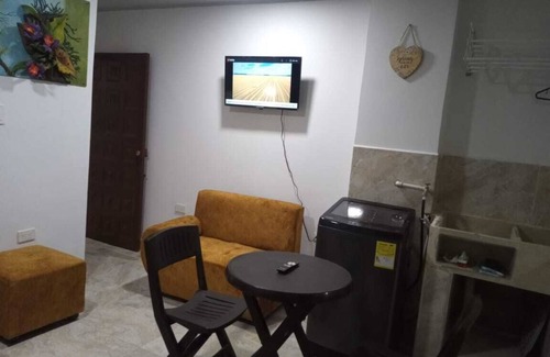 Cali Apartment | Beatiful and Soothing apartment with WiFi in Cali