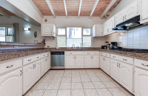 Pos Chiquito House | Beatiful House 2 minutes to the beach. 6 Persons