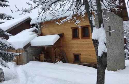 Allos Ski Chalet | Beau Chalet 9 persons, 5 rooms, 120m2 in Allos