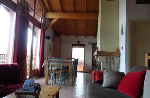 Montalbert Apartment | Beau chalet au départ des pistes - Chalet 6 pièces 12 personnes MAE-4869