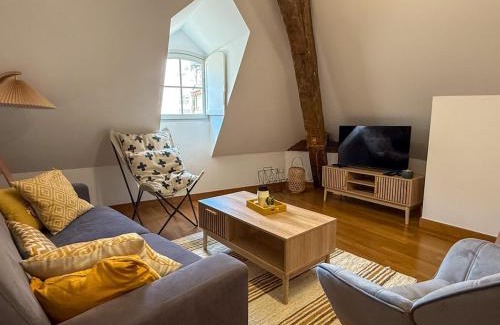 Chartres Apartment | Beau duplex en centre-ville proche cathédrale