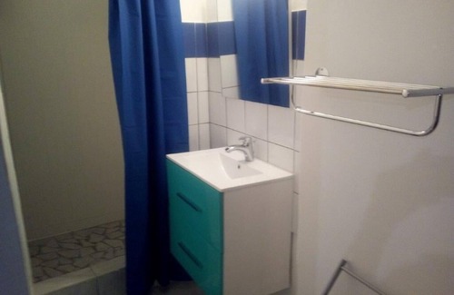 Sainte-Anne Apartment | BEAU T2 BAS DE VILLA