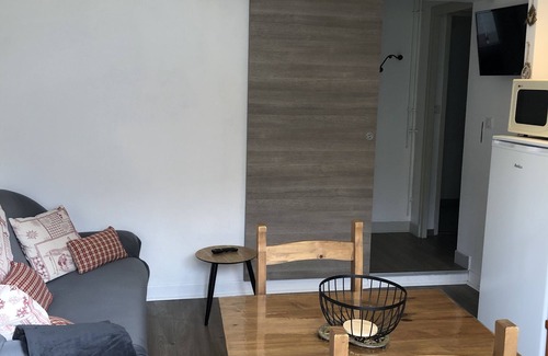 Cauterets Apartment | Beau T2au Calme