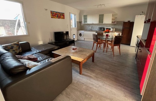 Sene Apartment | Beau T3 Meuble A Sene à 100 m de la mer Avec vue sur le Golfe du Morbihan